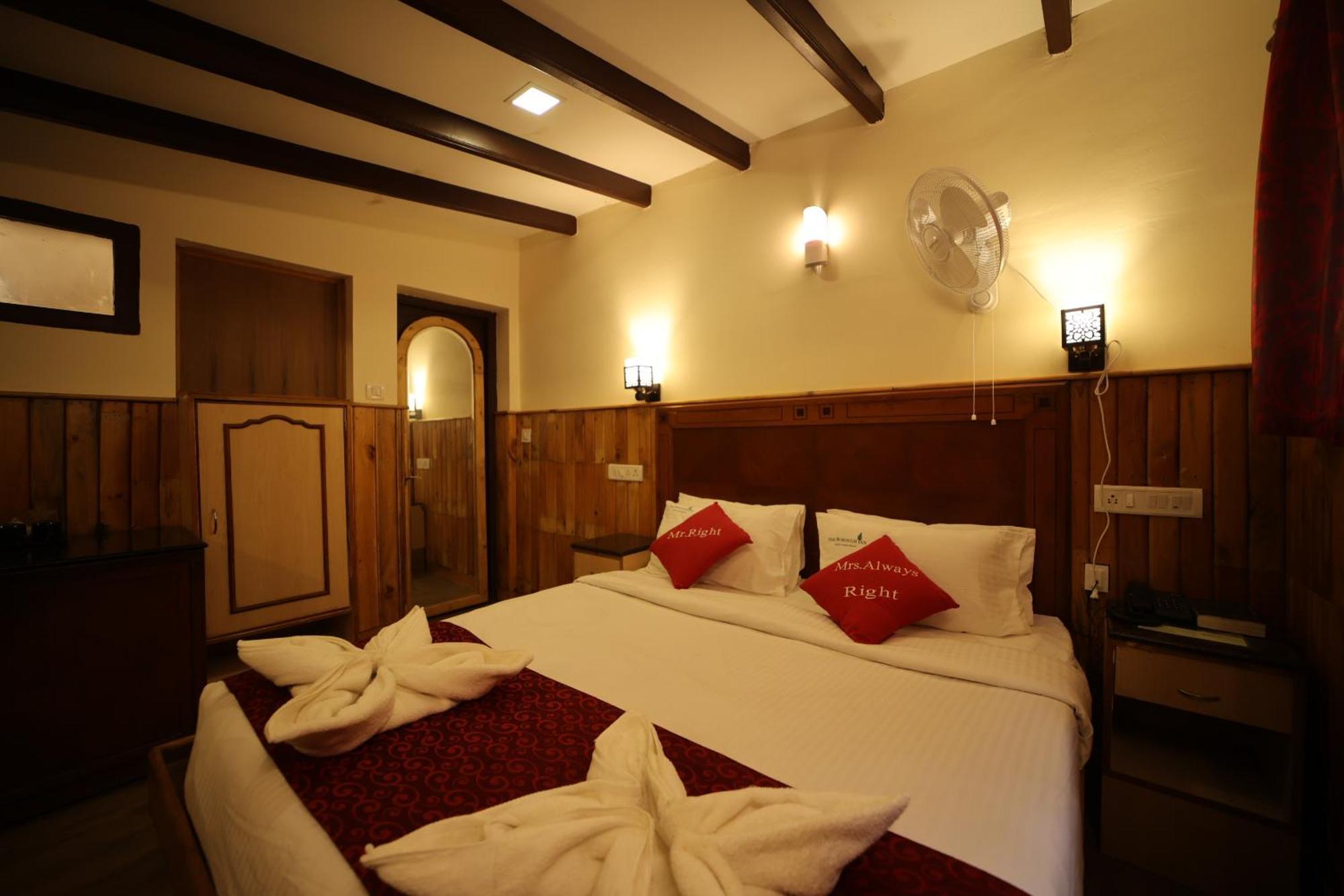 Pine Borough Inn 科代卡纳尔 外观 照片