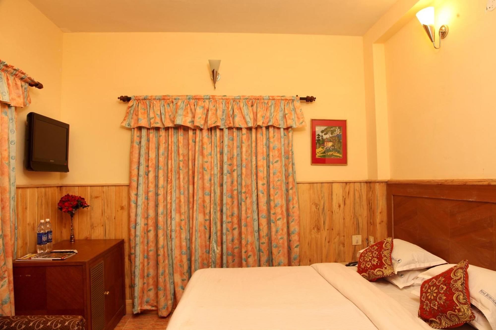 Pine Borough Inn 科代卡纳尔 外观 照片